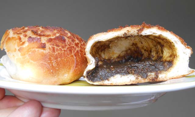カレーパンの空洞.jpg